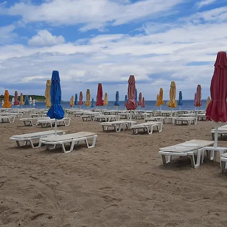 Daire Decor In Atlantis Resort&spa By Rv *